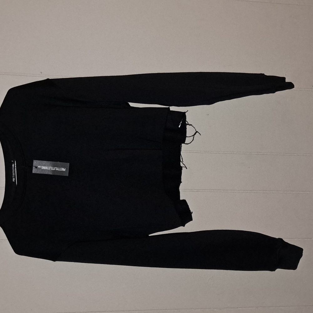 NWT black crop top